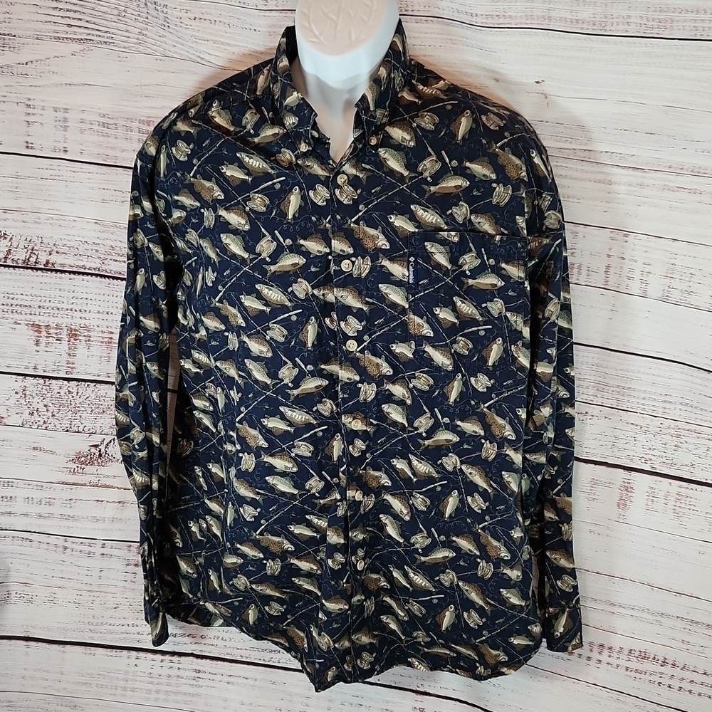 Columbia men's button down shirt with fishes & fishing rods on it